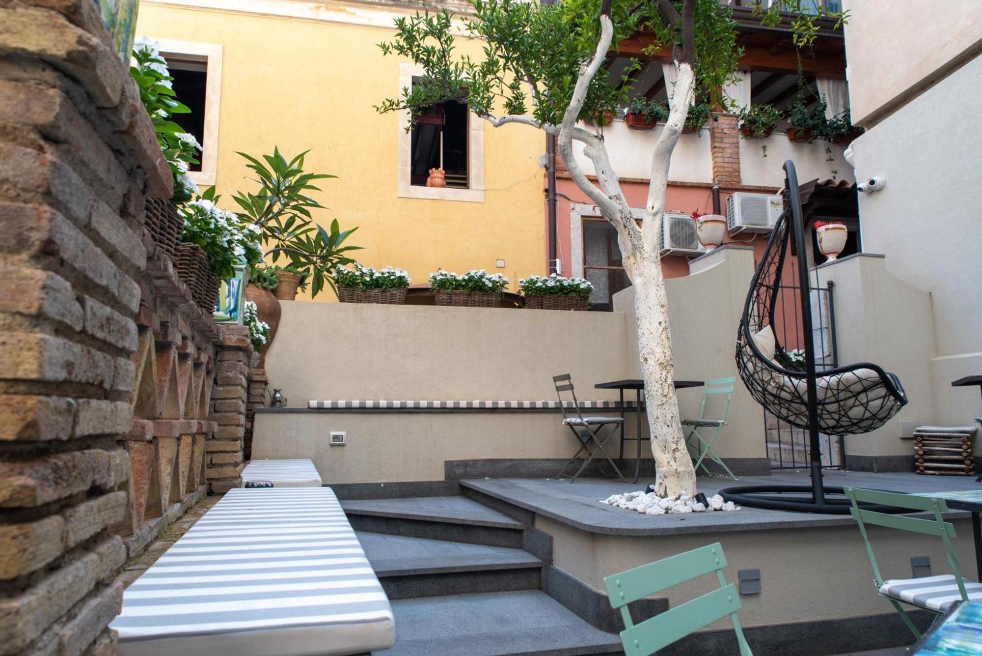Villa D'Orville Luxury Suites Taormina Exterior foto